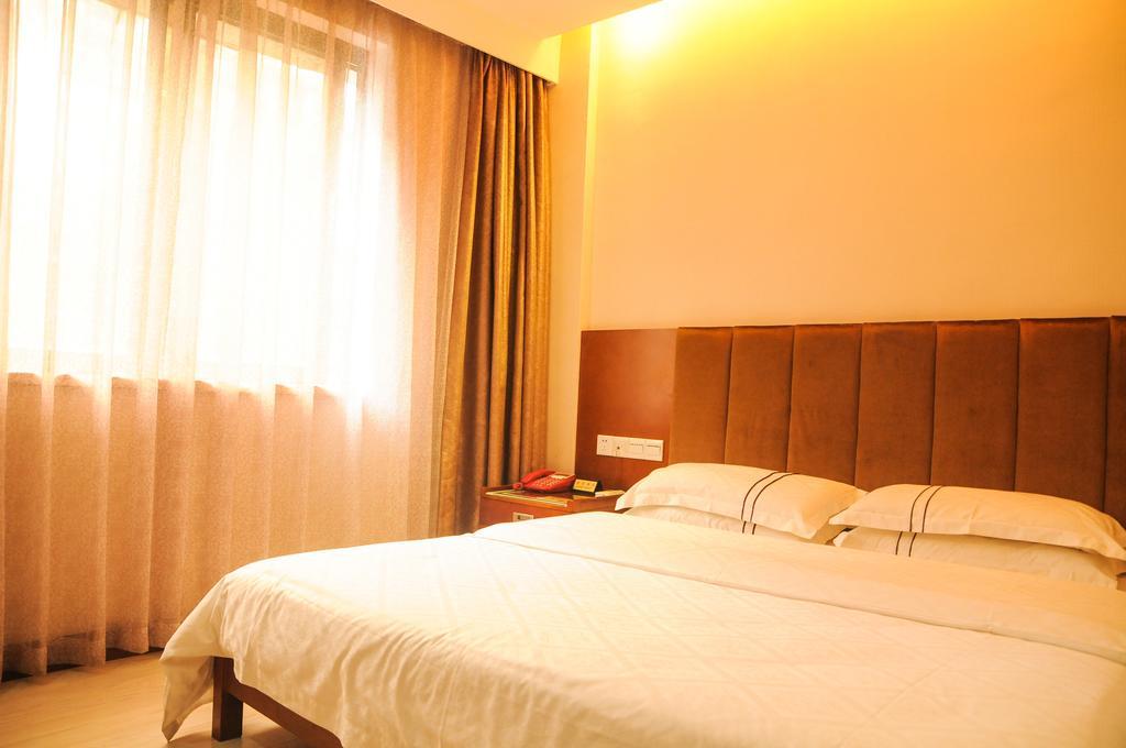 Kaifu Hotel Kuangcsou Szoba fotó